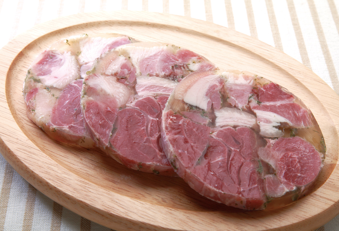 皮付きすね肉のゼリー寄せ